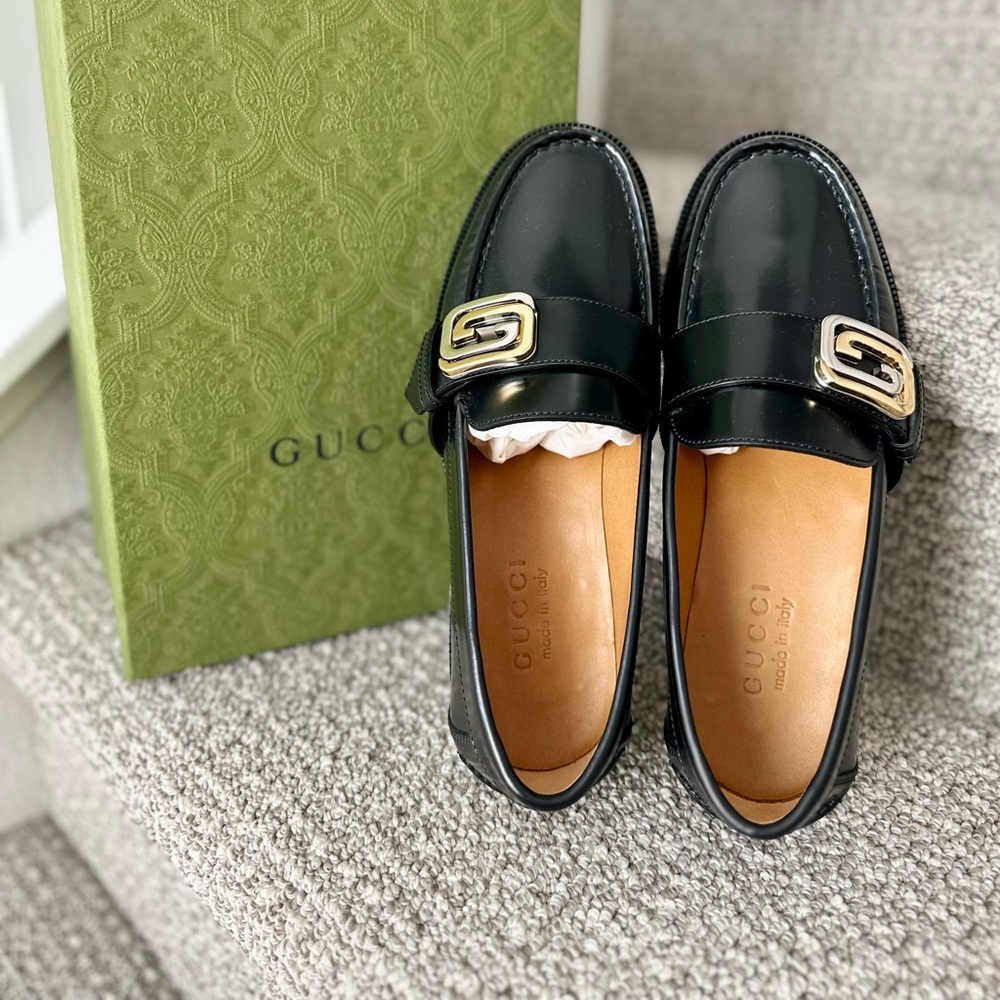 GUCCI Leather Loafers